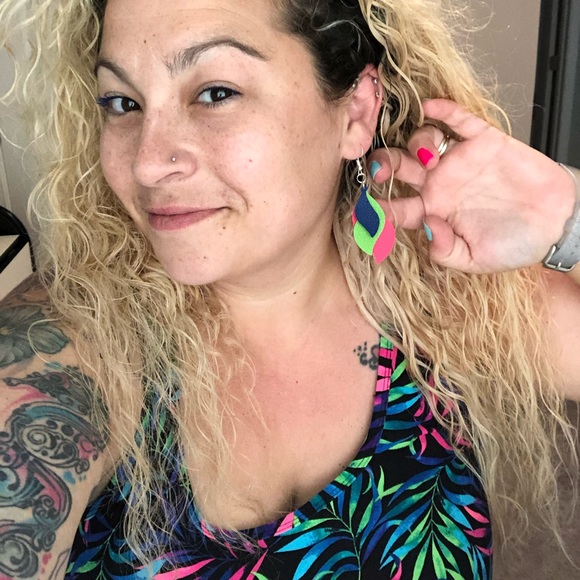 Customizable earrings - Picture 4 of 4